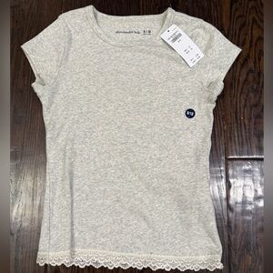 NWT Abercrombie Kids 9/10 Fitted Tee Lace Trim